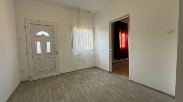 Eladó családi ház, Szombathelyen 46.99 M Ft, 2 szobás