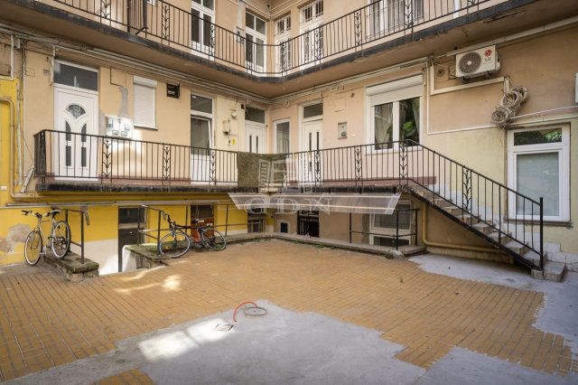 Eladó téglalakás, Budapesten, VII. kerületben 133.59 M Ft