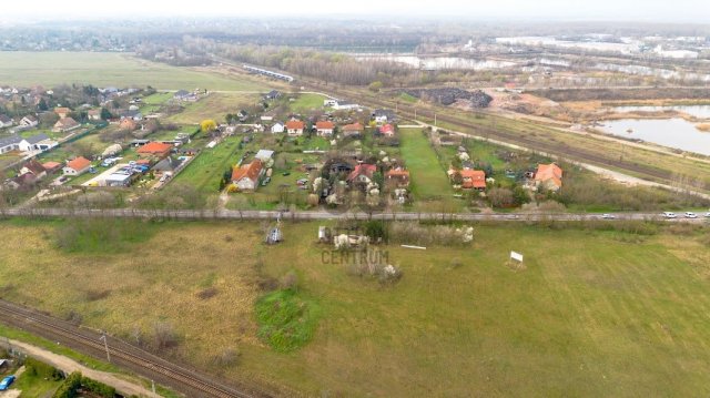 Eladó mezogazdasagi ingatlan, Vácon 42 M Ft / költözzbe.hu