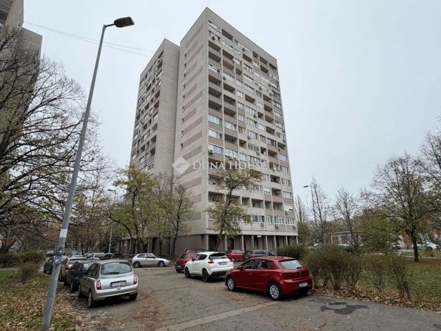 Eladó panellakás, Budapesten, III. kerületben 64.9 M Ft
