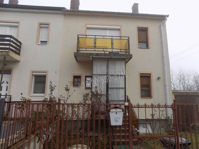 Eladó téglalakás, Veszprémben, Paál László utcában 84 M Ft
