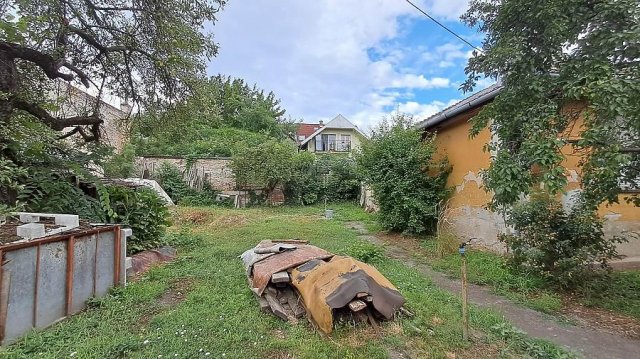 Eladó telek, Budapesten, XV. kerületben 69 M Ft