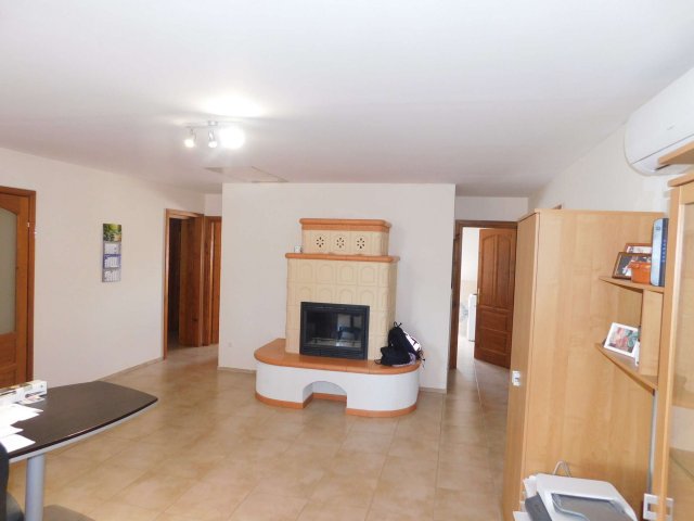 Eladó családi ház, Felsőpáhokon 130 M Ft, 6 szobás