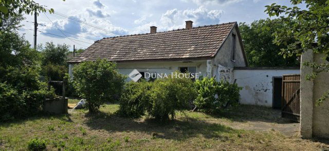 Eladó családi ház, Abában 19.99 M Ft, 2 szobás