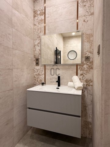 Eladó téglalakás, Budapesten, VI. kerületben 209.9 M Ft