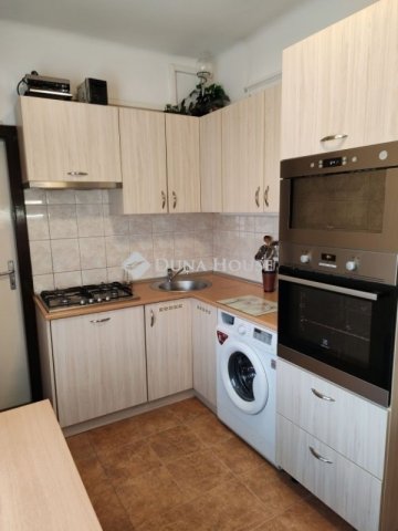 Eladó téglalakás, Kecskeméten 69.9 M Ft, 3 szobás