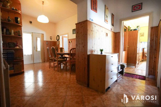 Eladó családi ház, Budakeszin 119.9 M Ft, 5 szobás