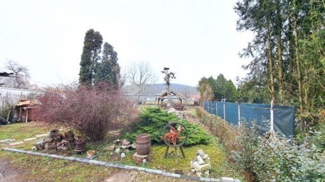 Eladó családi ház, Mendén 65.9 M Ft, 2 szobás
