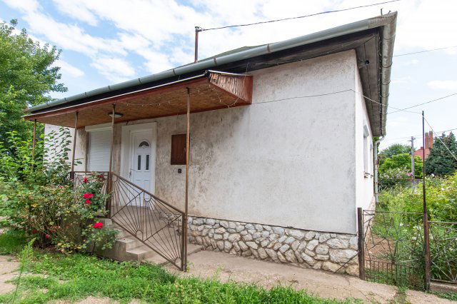Eladó családi ház, Mályin 38 M Ft, 2 szobás