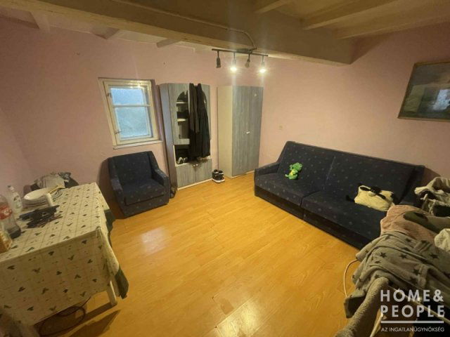 Eladó családi ház, Makón 16.99 M Ft, 3 szobás