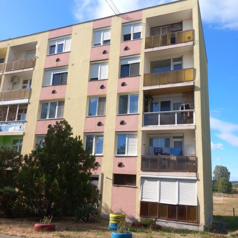 Eladó panellakás, Bátonyterenyén 13.75 M Ft, 2 szobás