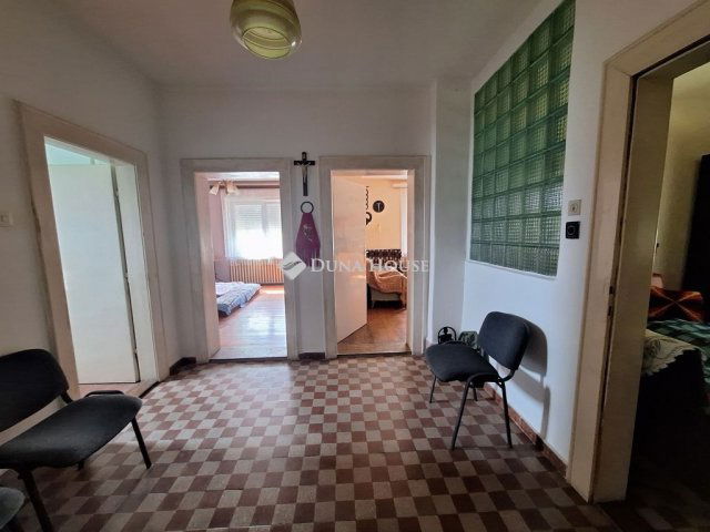 Eladó családi ház, Sárváron 59 M Ft, 4 szobás