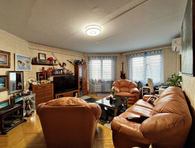 Eladó panellakás, Budapesten, IV. kerületben 99.8 M Ft, 4 szobás