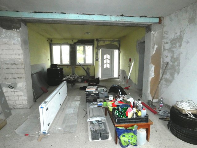 Eladó családi ház, Bakson 29.9 M Ft, 4 szobás