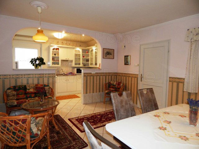 Kiadó téglalakás, albérlet, Alsóörsön 550 E Ft / hó