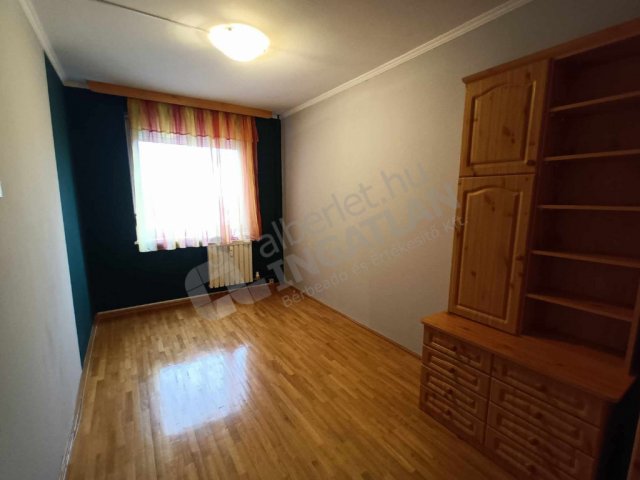Kiadó téglalakás, albérlet, XXII. kerületben, Tűzliliom utcában