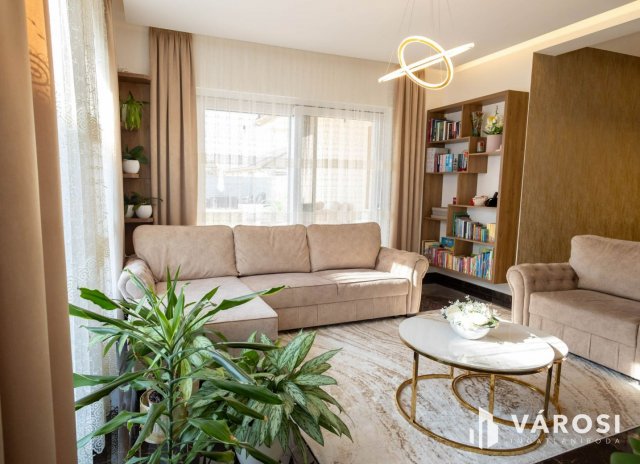 Eladó családi ház, Debrecenben 194.9 M Ft, 5 szobás