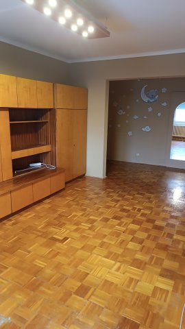 Eladó téglalakás, Székesfehérvárott 61.9 M Ft, 3 szobás