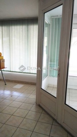 Eladó üzlethelyiség, Budapesten, XIV. kerületben 125 M Ft