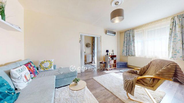 Eladó panellakás, Miskolcon 33.5 M Ft, 1+2 szobás