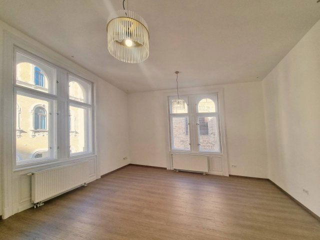 Kiadó téglalakás, albérlet, VI. kerületben, Paulay Ede utcában