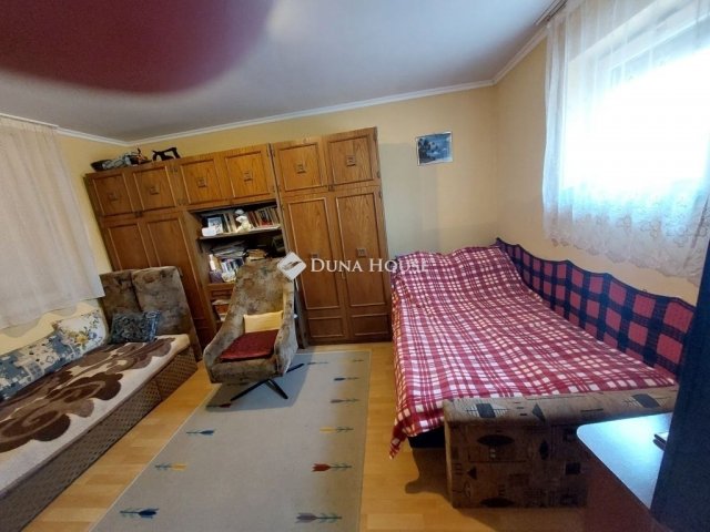 Eladó mezogazdasagi ingatlan, Baján 25 M Ft, 2 szobás