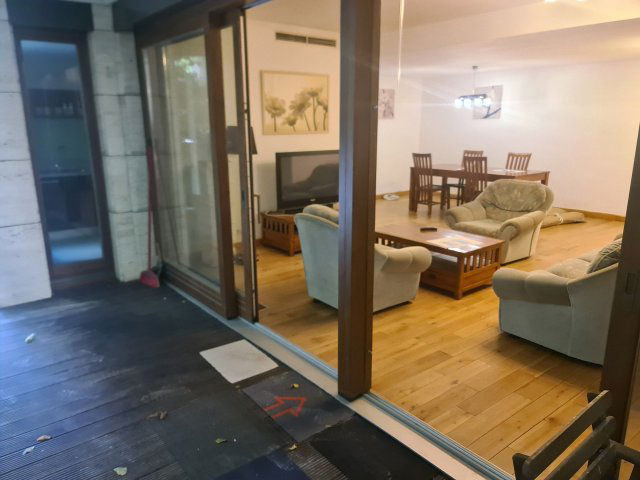 Kiadó téglalakás, albérlet, VI. kerületben, Andrássy úton