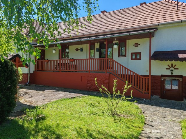 Eladó családi ház, Cereden 49.95 M Ft, 4 szobás