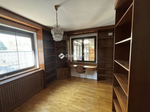 Eladó családi ház, Budapesten, XVIII. kerületben 292.5 M Ft