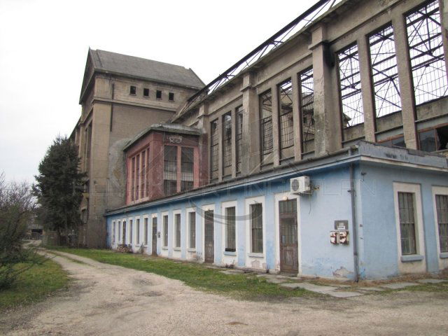 Eladó ipari ingatlan, Mosonmagyaróváron 950 M Ft