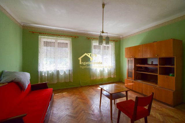 Eladó családi ház, Kisbajcson 49 M Ft, 2 szobás