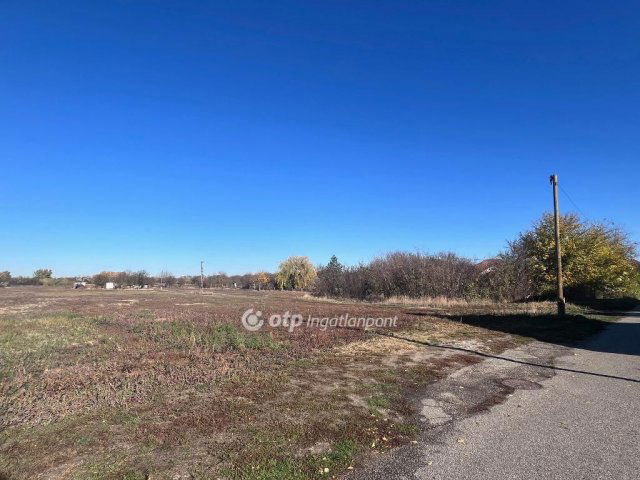 Eladó telek, Szegeden 28 M Ft / költözzbe.hu