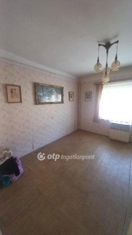 Eladó családi ház, Somoskőújfalun 14.8 M Ft, 4 szobás