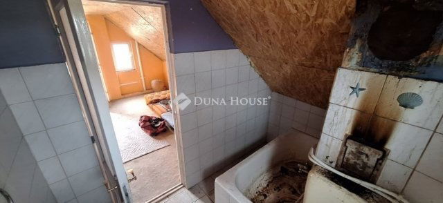 Eladó családi ház, Szatymazon 21.9 M Ft, 3 szobás