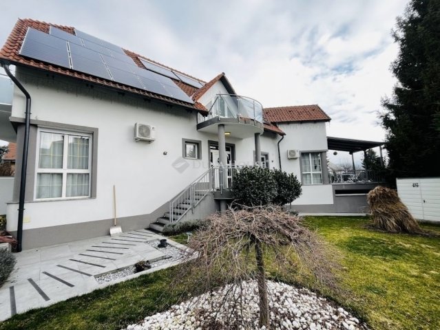 Eladó családi ház, Biatorbágyon 297 M Ft, 6 szobás