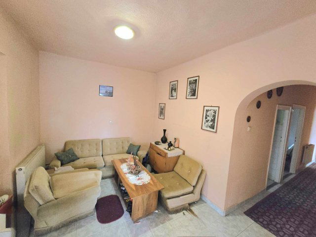 Eladó családi ház, Szerencsen 27.99 M Ft, 4 szobás