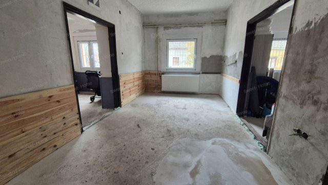 Eladó családi ház, Kecskeméten 49.9 M Ft, 3 szobás