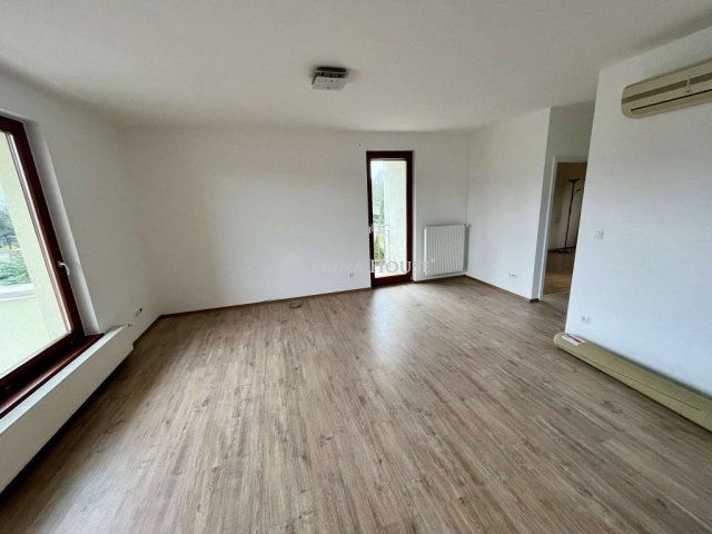 Kiadó téglalakás, albérlet, Kecskeméten 250 E Ft / hó