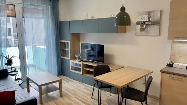 Kiadó téglalakás, albérlet, VIII. kerületben, Corvin sétányon