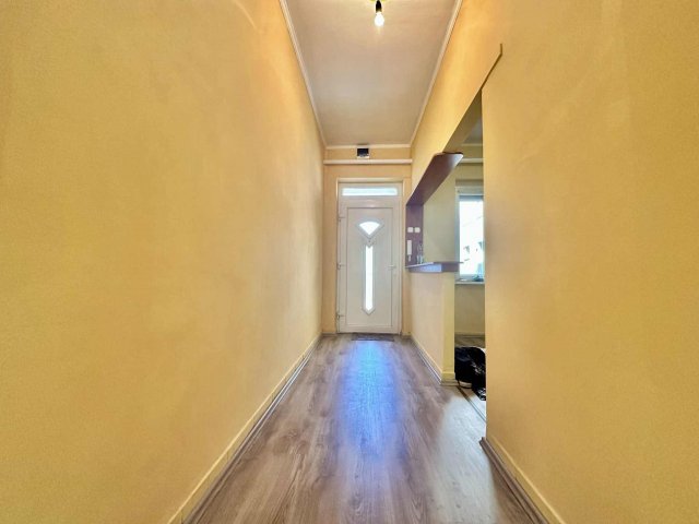 Eladó téglalakás, Kecskeméten 49.9 M Ft, 2 szobás