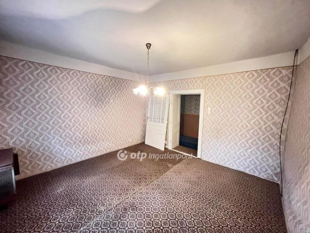Eladó családi ház, Szentistvánon 13.999 M Ft, 2+1 szobás
