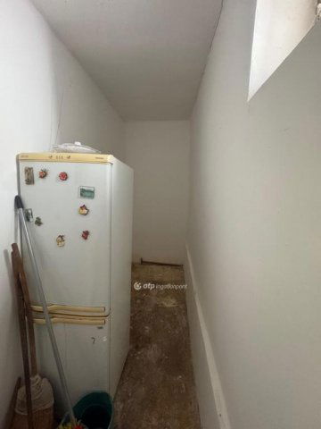 Eladó családi ház, Pázmándon 43 M Ft, 2+1 szobás
