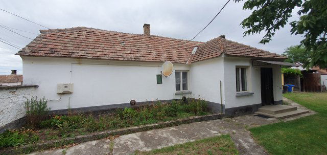 Eladó családi ház, Gyepükajánon 12.9 M Ft, 2 szobás