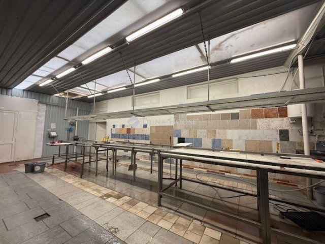 Eladó ipari ingatlan, Üllőn 420 M Ft / költözzbe.hu