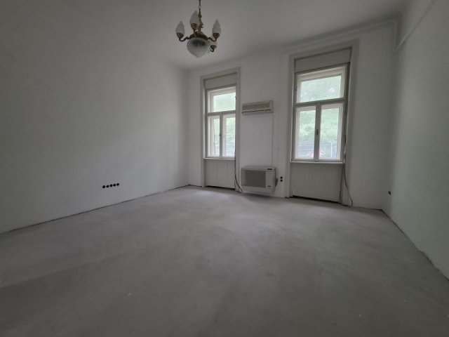 Eladó téglalakás, Budapesten, XVI. kerületben 64.9 M Ft