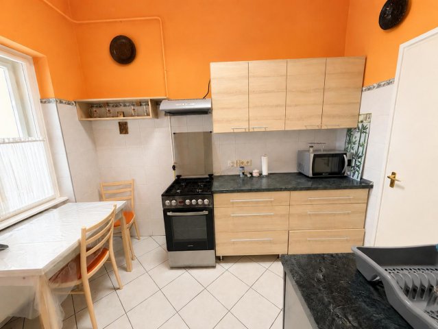 Kiadó téglalakás, albérlet, Tatán 240 E Ft / hó, 2 szobás