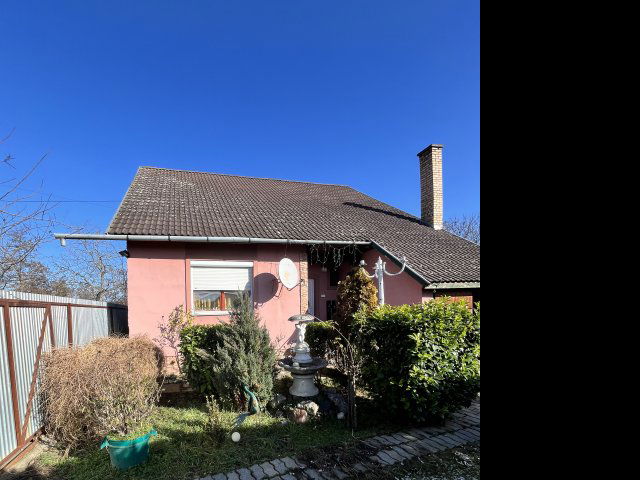 Eladó családi ház, Hajdúszoboszlón 59.9 M Ft, 3+1 szobás