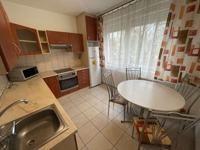 Eladó téglalakás, Nyíregyházán 41.5 M Ft, 2 szobás