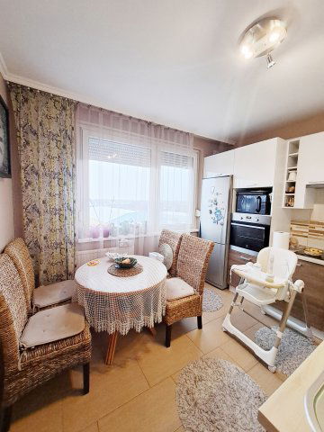 Eladó panellakás, Debrecenben, Derék utcában 67.5 M Ft, 3 szobás