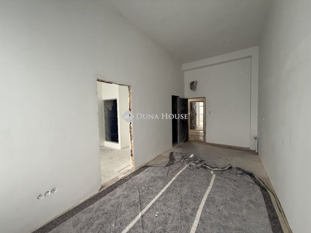 Eladó téglalakás, Budapesten, XXI. kerületben 27.5 M Ft